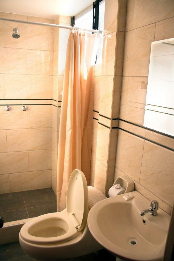 Hostal Mama K'Illa Ollantaytambo Ngoại thất bức ảnh